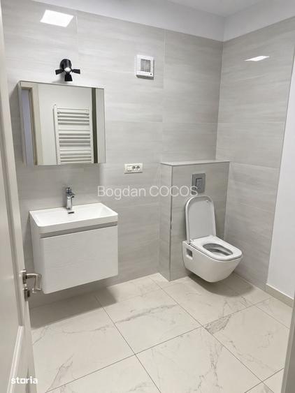 Spatiu Comercial | 155,2 Mp | Panouri Solare 20 Kw | Pana La 8 Parcari