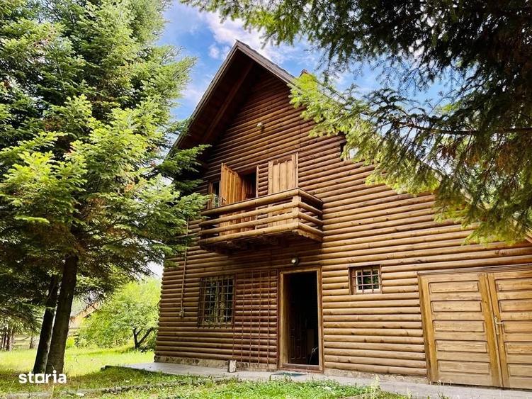 Casă cu 4 camere în Vama