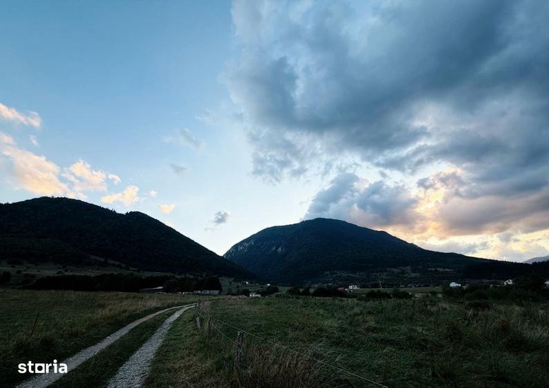 Teren intravilan, La Iazuri/ Zarnesti, 2000 mp, vedere la munte - 10