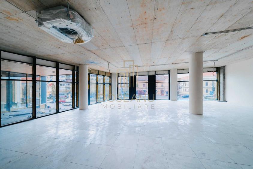 Birou, de 192 mp, în Ultracentral