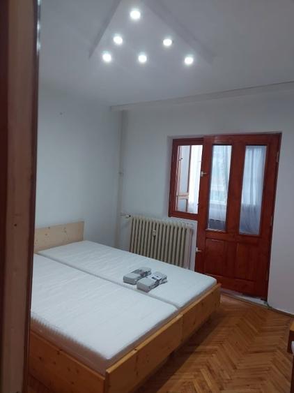 Apartament cu 2 camere, mobilat în Nord-Est