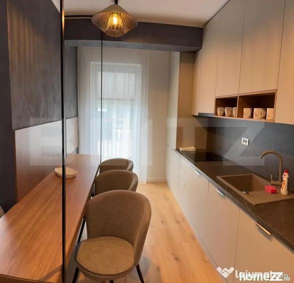 Apartament cu 2 camere decomandat în Central