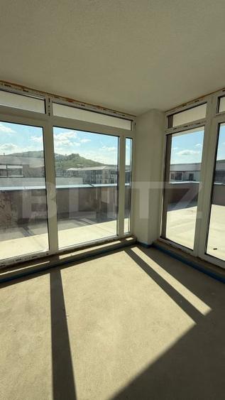 Penthouse exclusivist in Floresti, 88mp terasa, locatie centrala - 2