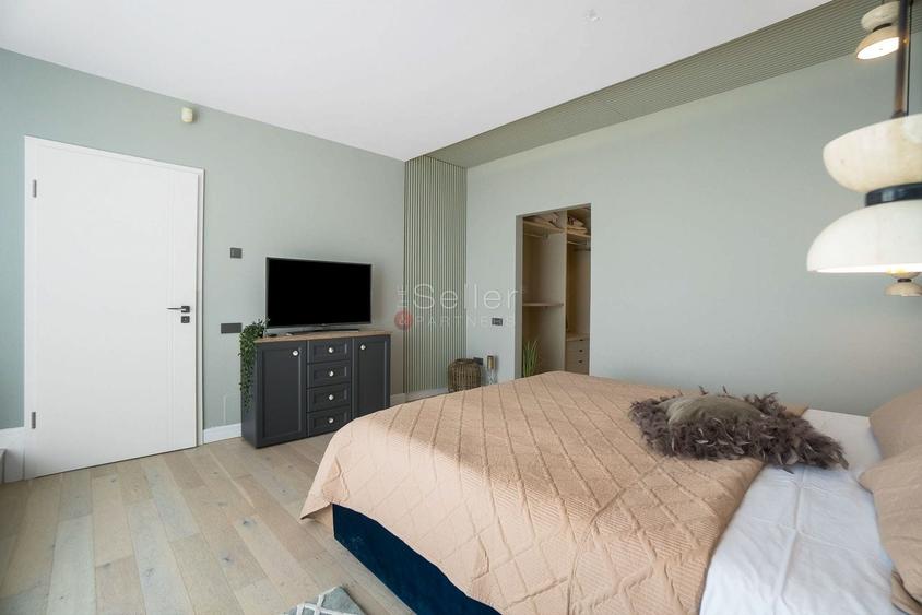 Apartament cu 3 camere decomandat, mobilat în Drumul Poienii