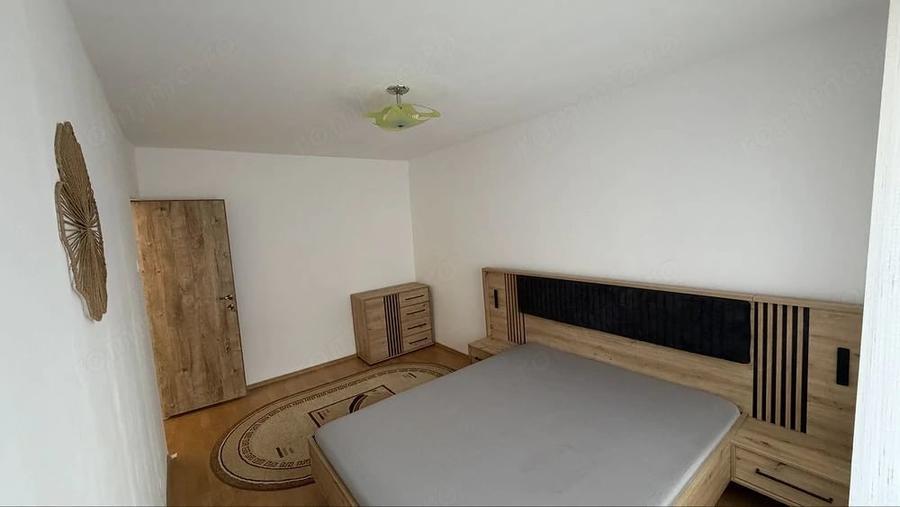 Apartament cu 2 camere decomandat în Răcădău