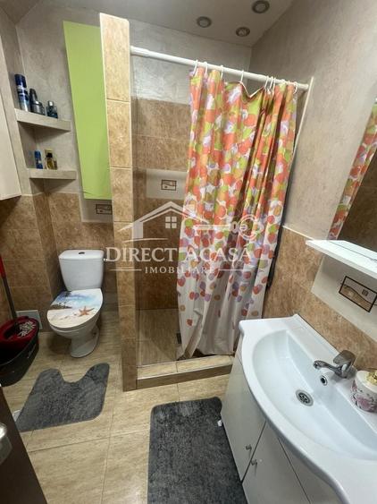 Casă individuală cu 4 camere cu Canalizare în Sântana de Mureș