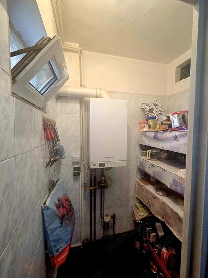 Apartament cu 3 camere decomandat în Noua