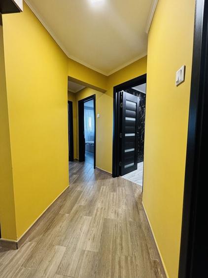 Apartament cu 3 camere decomandat, mobilat în Rogerius