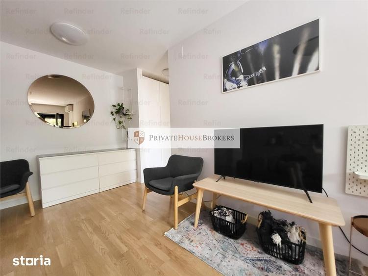 Apartament cu 2 camere semidecomandat în Grivița