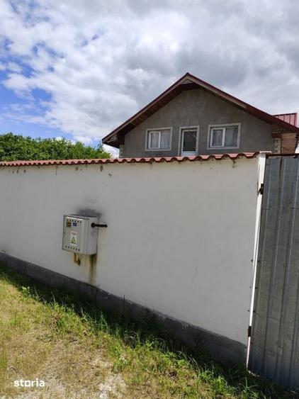 Casă cu 5 camere cu Teren 800 Mp în Calea București