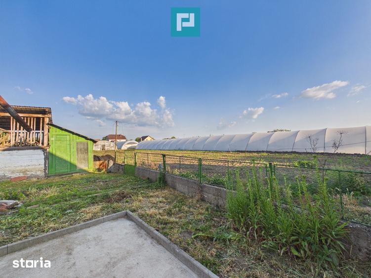 Casă cu 5 camere cu Teren 957 Mp în Central