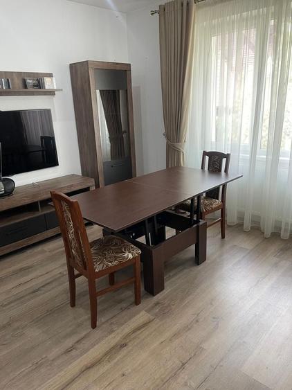 Apartament cu 2 camere decomandat, mobilat în Central