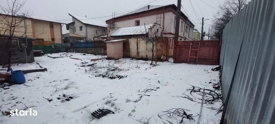 Teren de 293 mp, în Piața Centrală