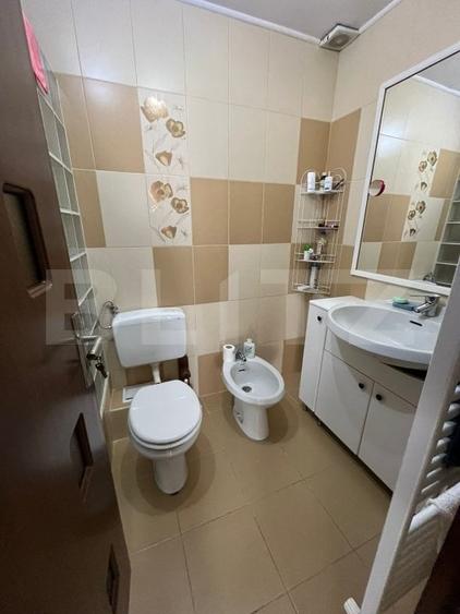 Apartament cu 4 camere decomandat în Câmpia Turzii