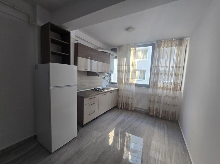 Apartament cu 2 camere decomandat în George Enescu