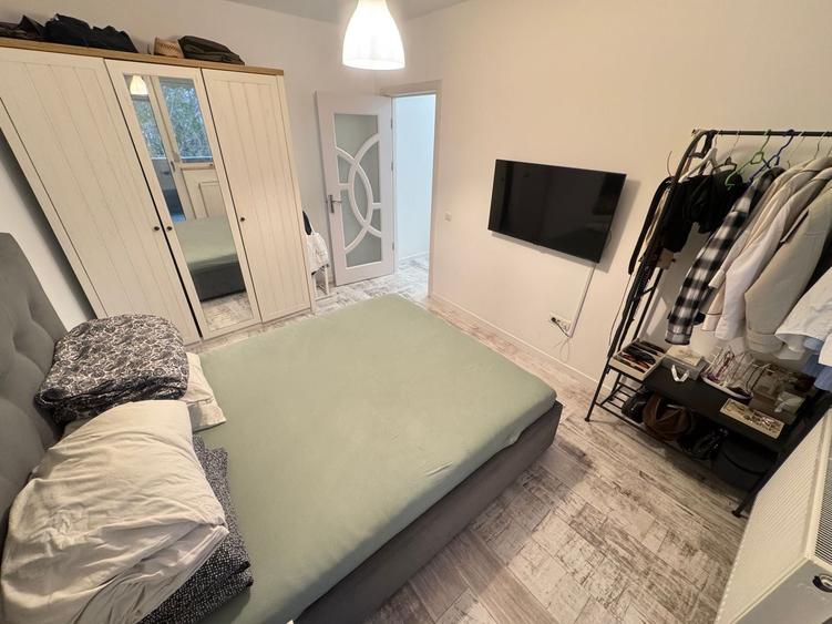 Apartament cu 3 camere decomandat, mobilat în Faleza Nord