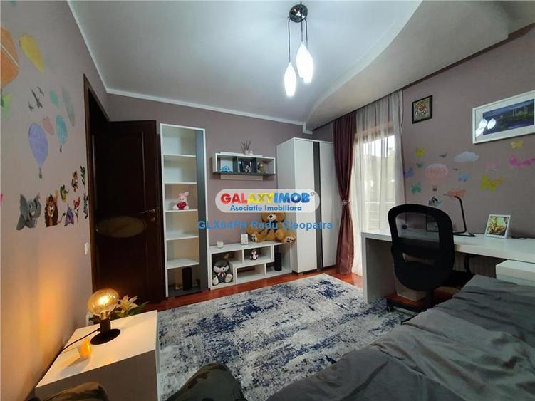 Casă cu 5 camere cu Teren 1000 Mp în Păulești