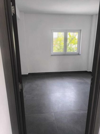 Spațiu comercial, de 176 mp, în Burdujeni