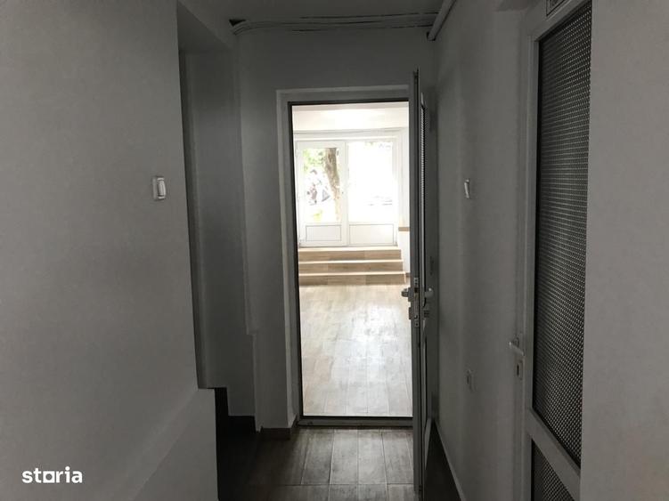 Spațiu comercial, de 50 mp, în Central
