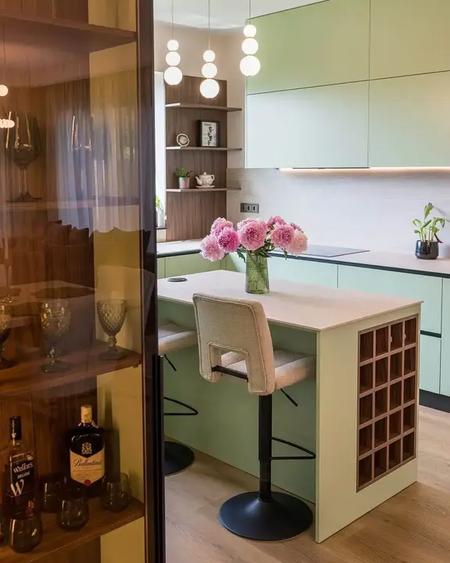 Apartament cu 2 camere decomandat în Tunari