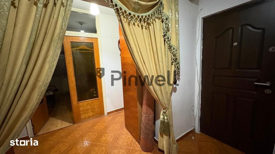 Apartament cu 4 camere decomandat, mobilat în Vitan