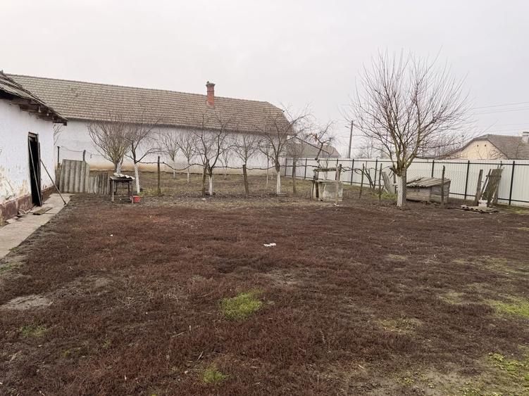 Casă cu 3 camere în Grăniceri