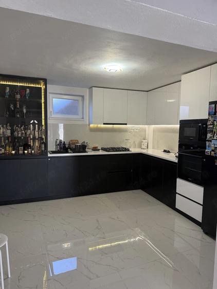 Casă cu 4 camere cu Teren 700 Mp în Suplacu de Barcău