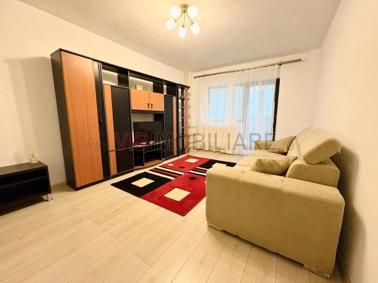 Apartament cu 3 camere decomandat, mobilat în Turda