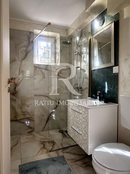 Apartament cu 2 camere decomandat, mobilat în Central