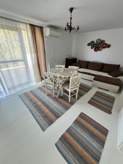 Casă cu 4 camere în Santăul Mare