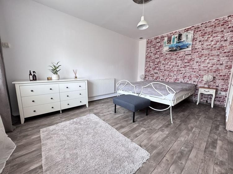 Apartament cu 2 camere în Juc-Herghelie