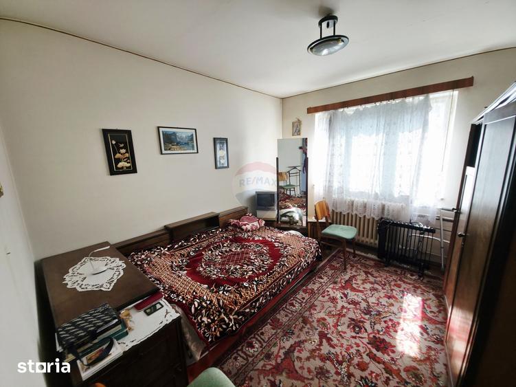 Apartament cu 2 camere decomandat în Precista