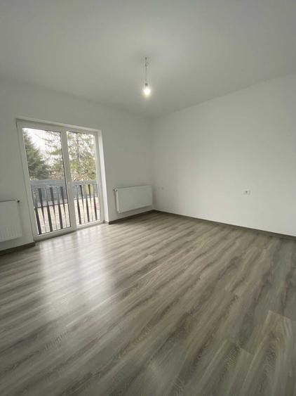 Apartament cu 4 camere decomandat în Fălticeni
