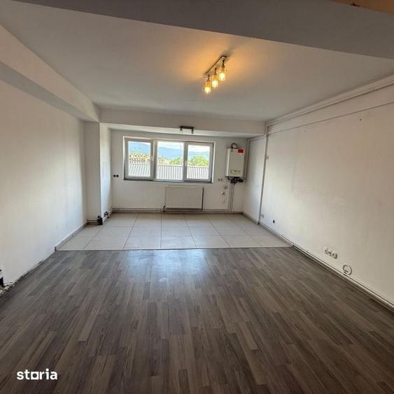 Apartament cu 4 camere în Gării