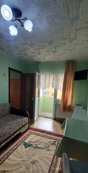 Garsonieră semidecomandată în Central