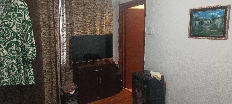 Apartament cu 4 camere semidecomandat în Central