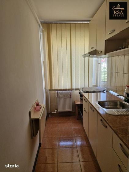 Apartament cu 2 camere semidecomandat în Ostroveni