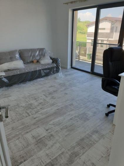 Casă cu 4 camere cu Teren 360 Mp în Borhanci