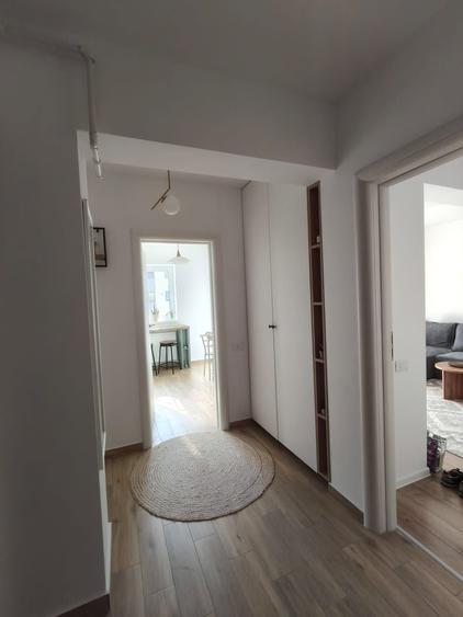 Apartament cu 2 camere decomandat în Sânpetru