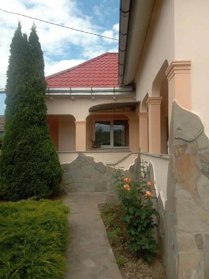 Casă cu Teren 1000 Mp în Răucești