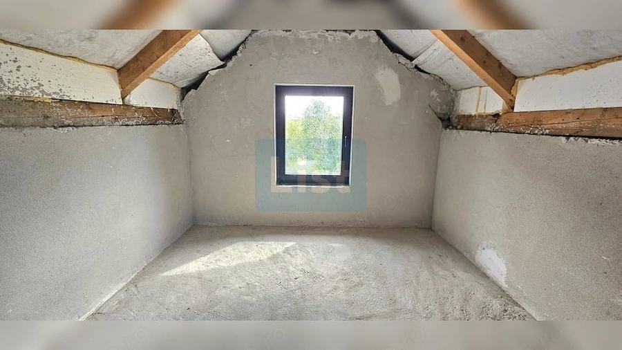 Teren de 936 mp, în Jelna