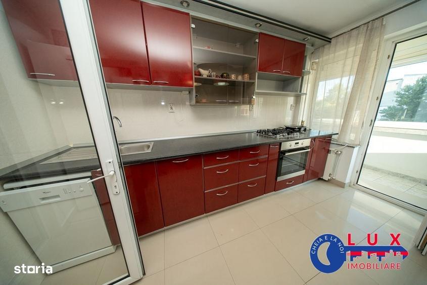 Apartament cu 3 camere decomandat în Babadag