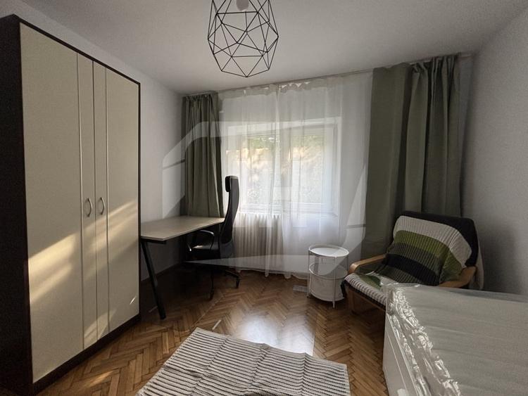 Apartament cu 3 camere decomandat, mobilat în Zorilor