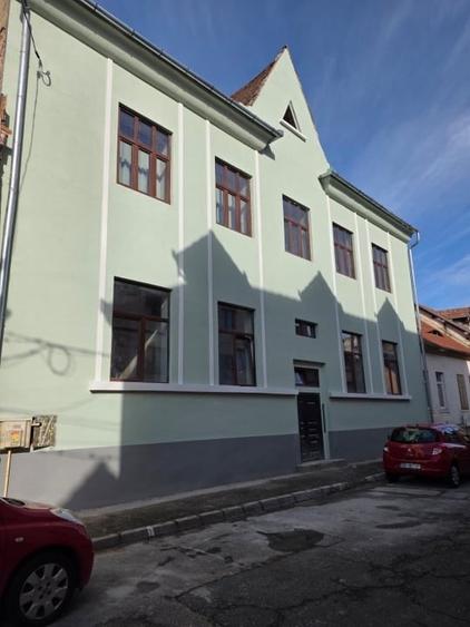 Proprietar vând  apartament 2 camere, premium amenajat, zona centrală, istorică - 15