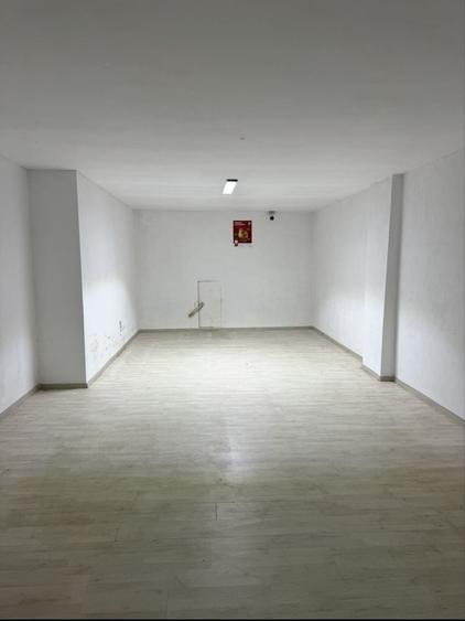 Spațiu comercial, de 60 mp, în Central