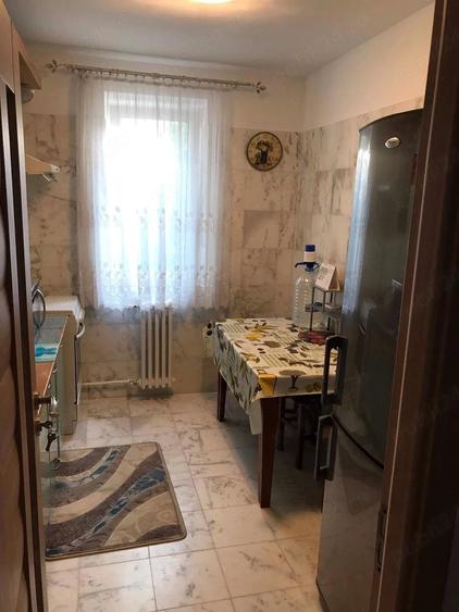 Apartament cu 2 camere semidecomandat, mobilat în Tomis II