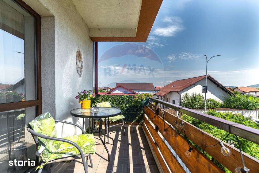 Apartament cu 2 camere decomandat, mobilat în Sânpetru
