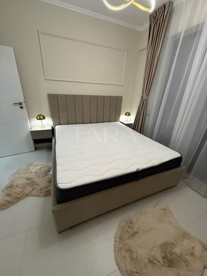 Apartament cu 2 camere semidecomandat, mobilat în Vest