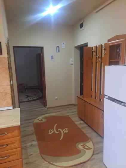 Apartament cu 2 camere semidecomandat în Florești