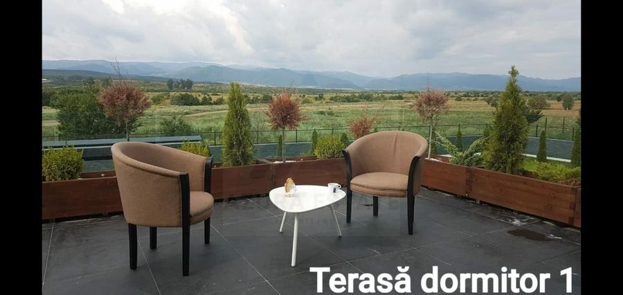 Casă individuală cu 6 camere cu Canalizare în Turnișor